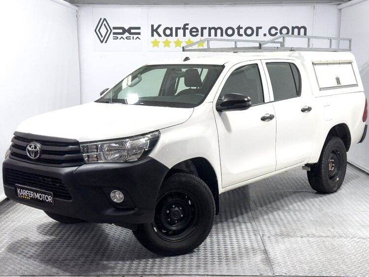 Toyota Hilux Doble Cabina DLX 4x4 foto 2