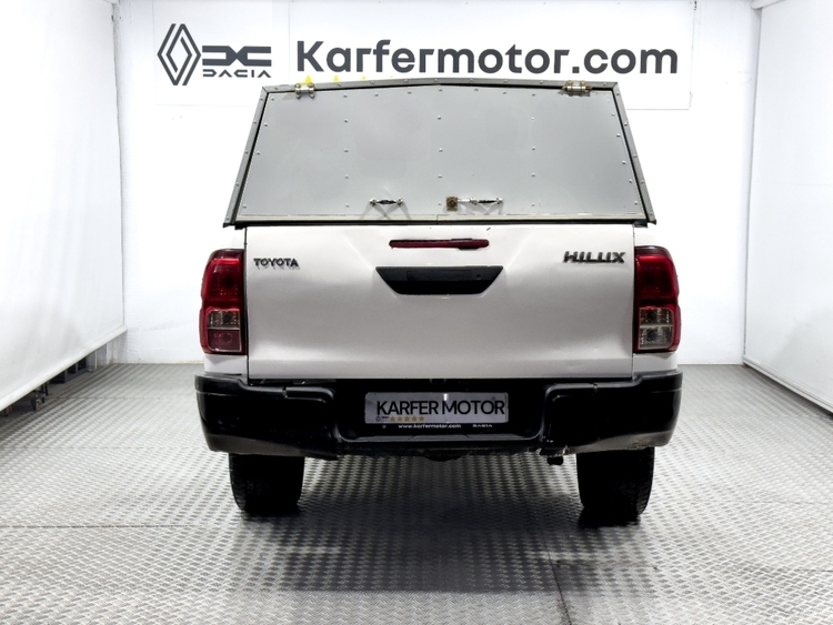 Toyota Hilux Double Cab GX 4x4 foto 6